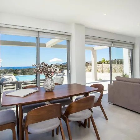 Villa Red Hill וילה